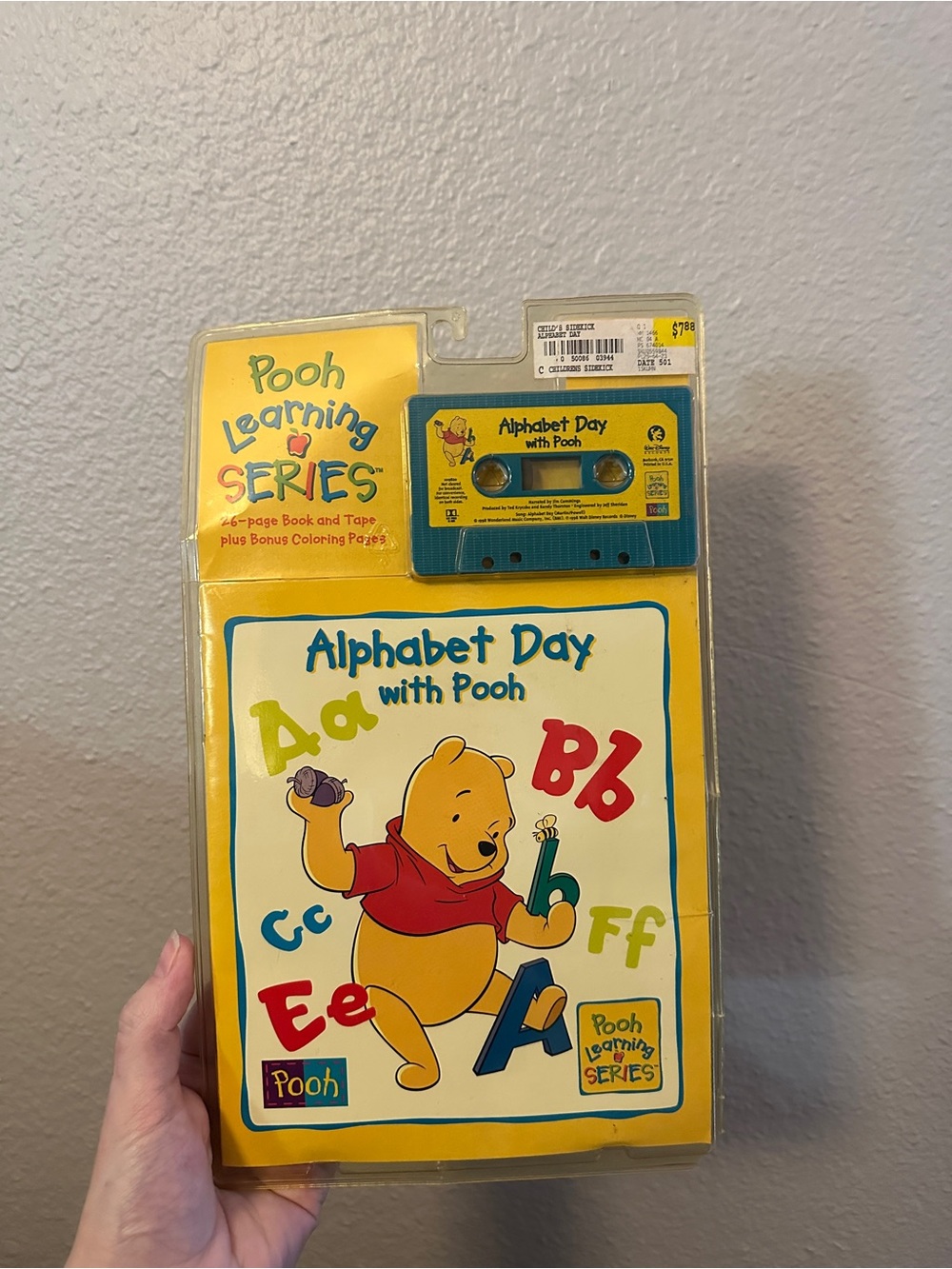 NEW Unopened Vintage 1998 Disney Winnie the Pooh Alphabet Day Book & Cassette